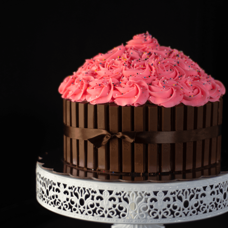 Chocolate ‘n Roses Cake