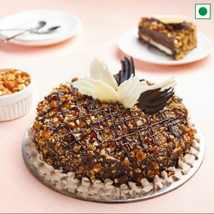 Crunchy Coco Cake