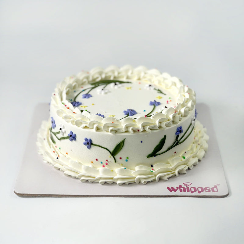 White blossom Cake