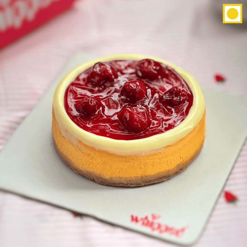 Mango and Strawberry Cheesecake (Contains Egg)